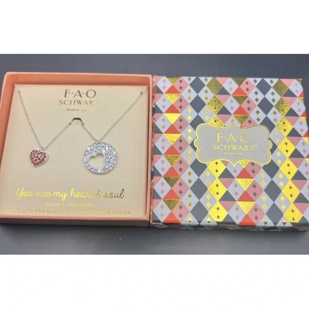 FAO Schwarz Mother Daughter Heart & Soul Necklace Set Fine Silver‎ Plate CZ New
